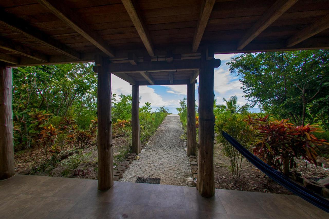 Hidden Bay Resort Mentawais Masokut Ngoại thất bức ảnh